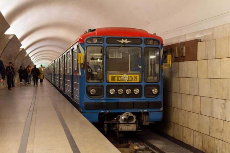 Метро москвы вагоны