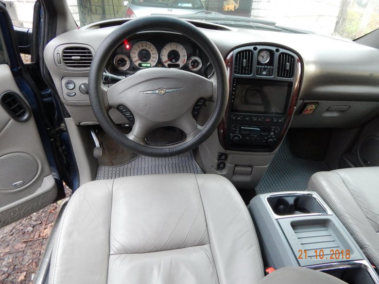 Chrysler grand voyager 2004 салон