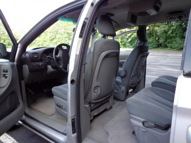 Dodge caravan 2005