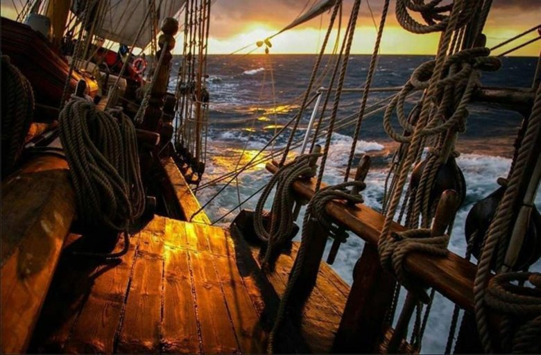 Фрегат штандарт палуба