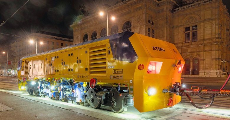 Рельсошлифовальная машина самоходная