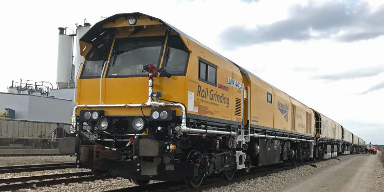 Loram rail grinder