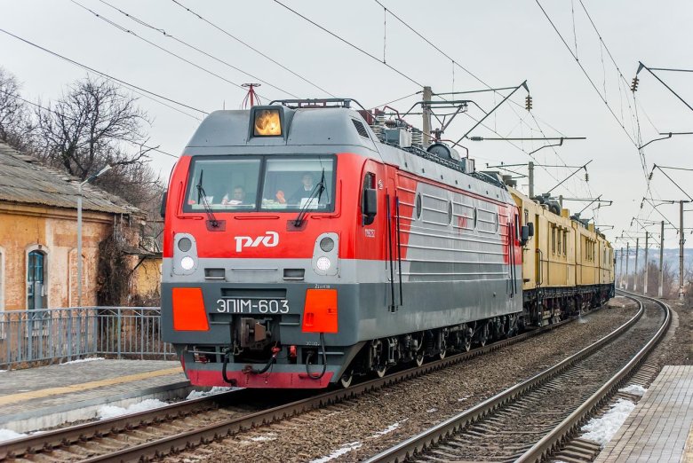 Электровоз эп 1 м