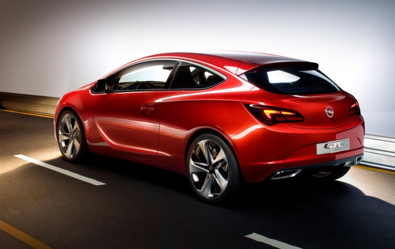 Opel astra gtc 2015