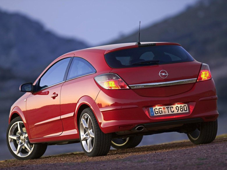 Opel astra gtc 2005
