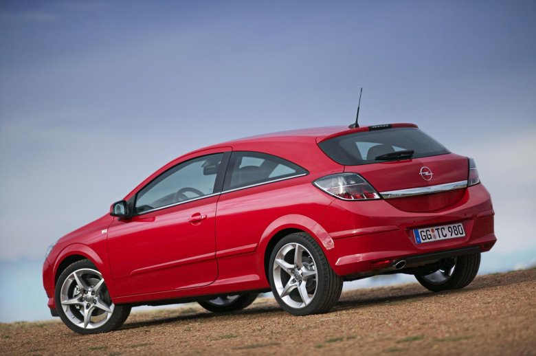 Опель astra gtc 2006