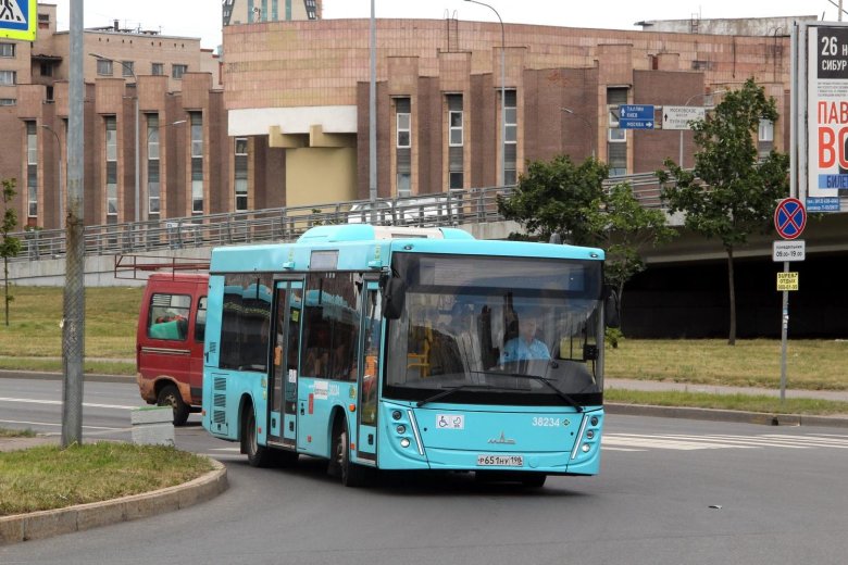 Автобус маз