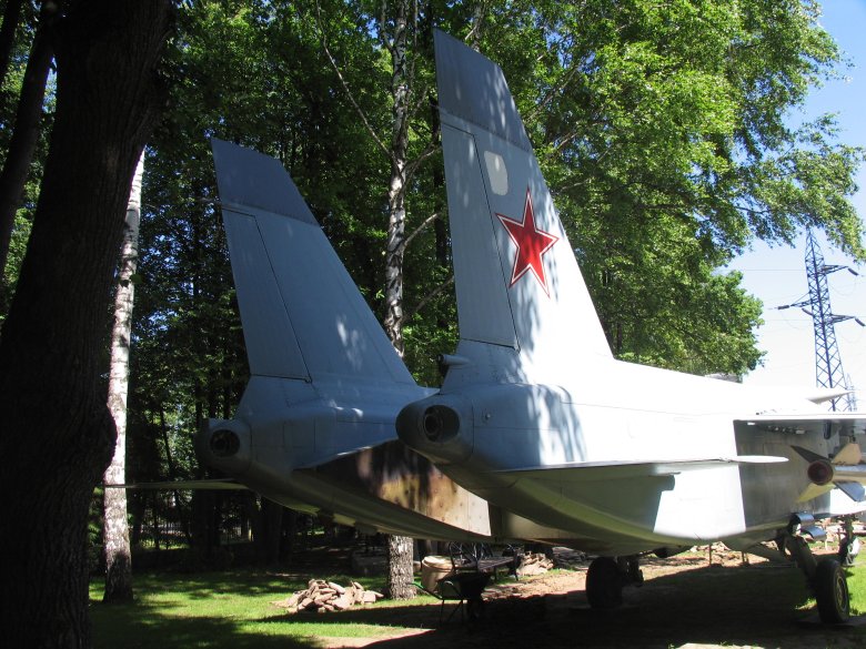 Як 141 в музее задорожного