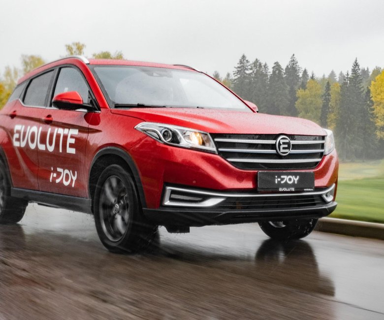 Автомобиль dongfeng