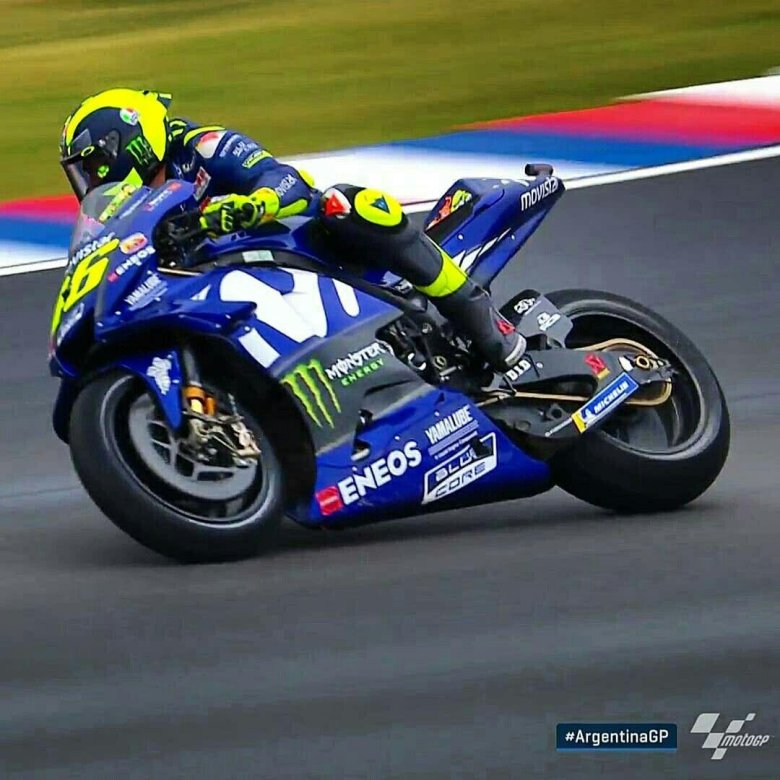 Валентино росси мотоцикл