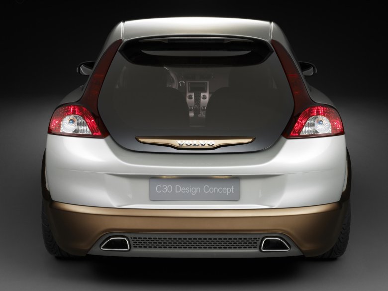 Volvo c30 сзади