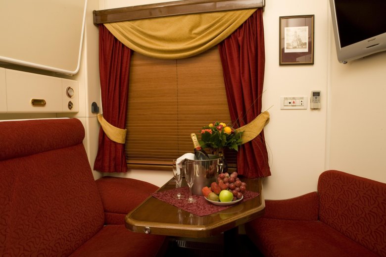 Поезд гранд экспресс москва санкт петербург