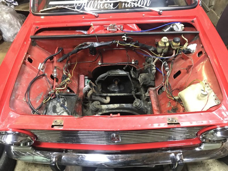 Подкапотка ваз 2103