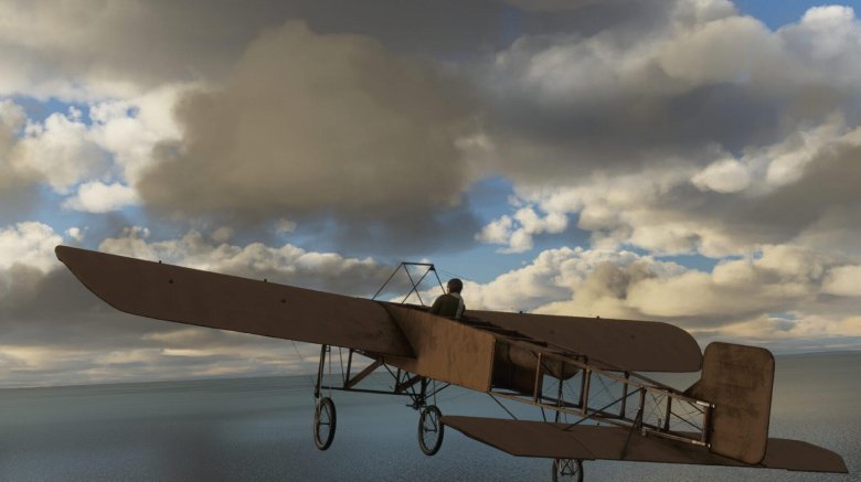 Самолет первый