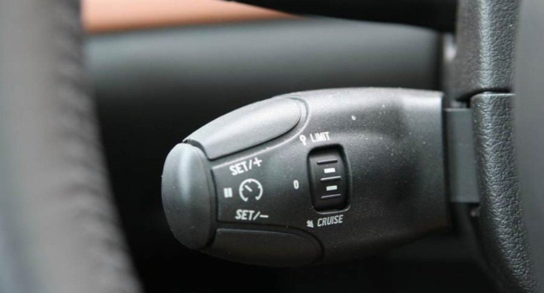 Установка круиз контроля