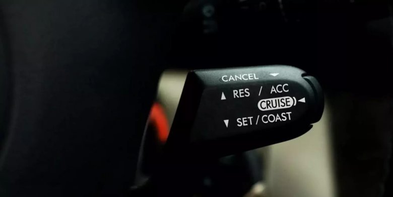 Круиз-контроль тесла