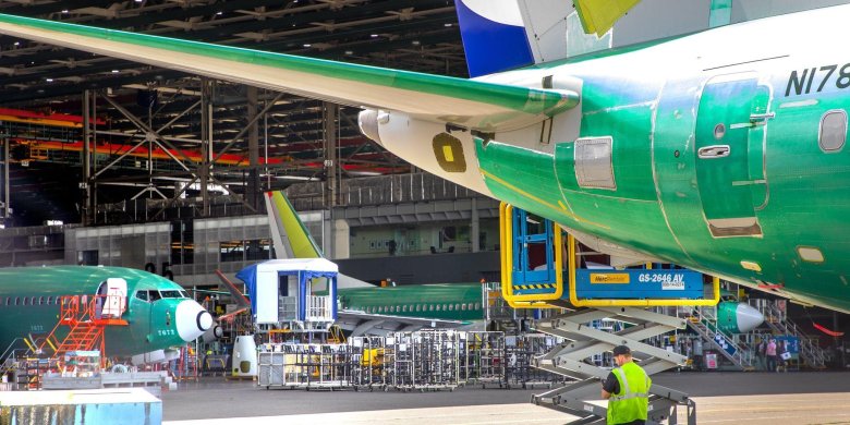 Боинг самолет