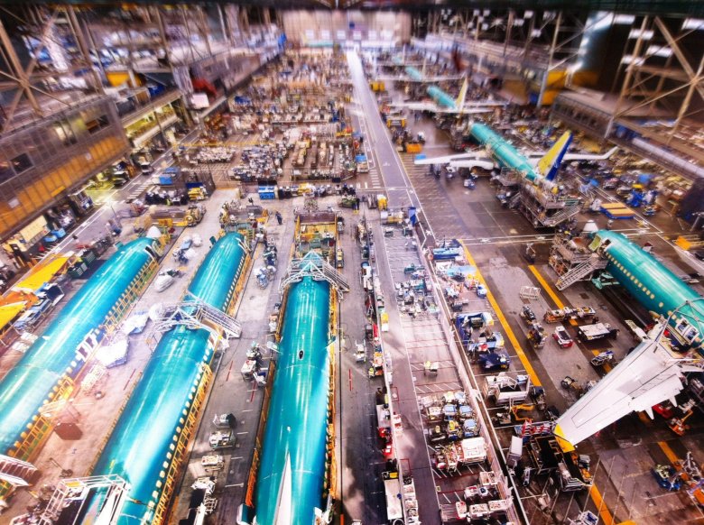 Сборка самолета