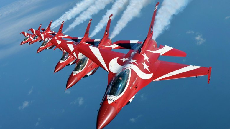 Самолет истребитель