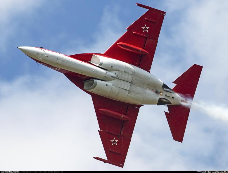 Як-130 самолёты яковлева