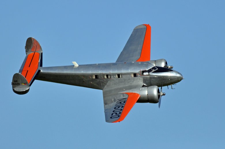 Lockheed 12a electra