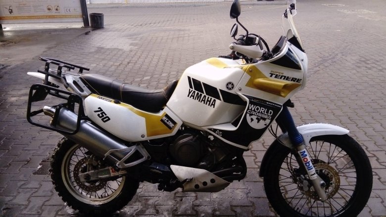 Yamaha tenere 750