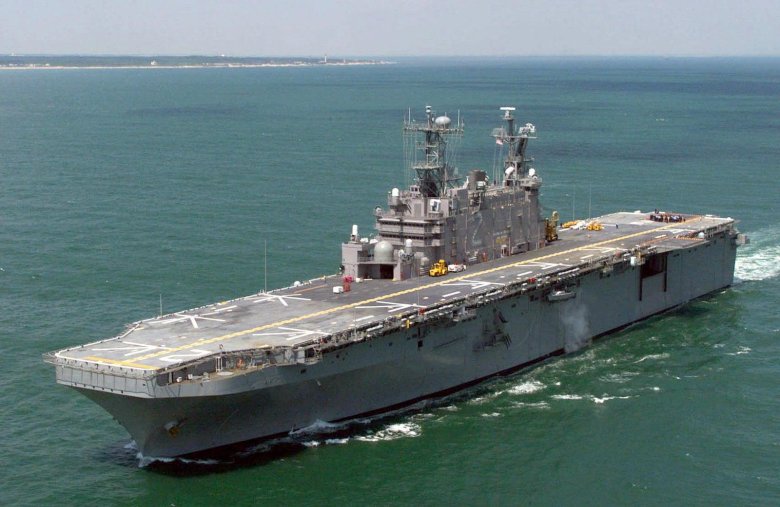 Десантный корабль тарава