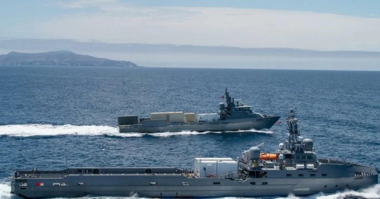 Unmanned surface vessel