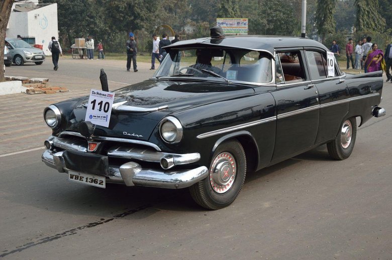 Автомобиль плимут