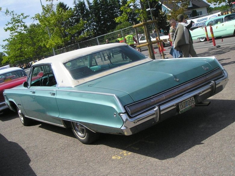 Chrysler imperial crown 1965