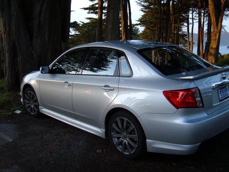 Субару импреза анесис 2008