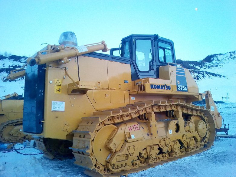 Комацу бульдозер