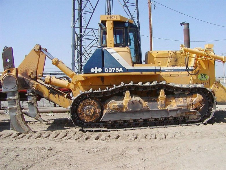 Komatsu d375