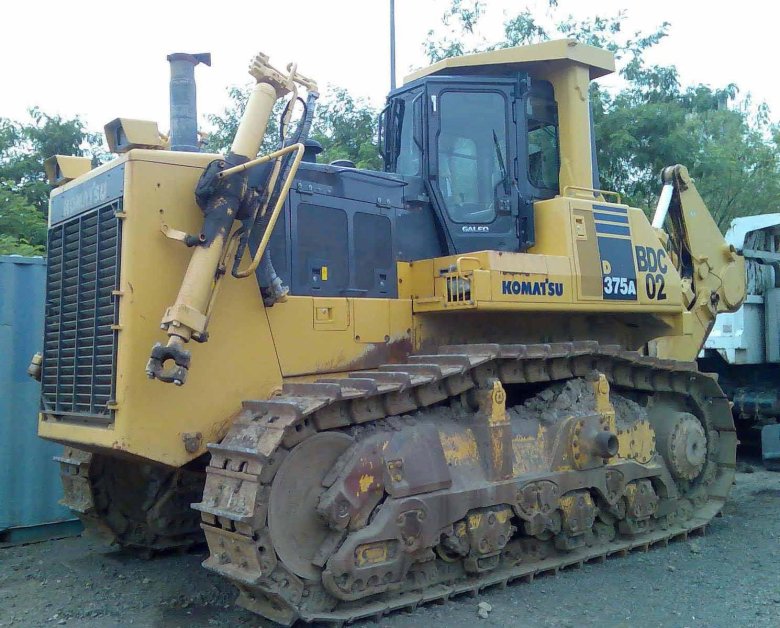 Бульдозер komatsu d375