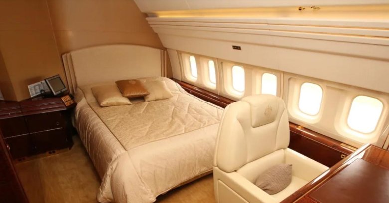 Boeing 757 трампа