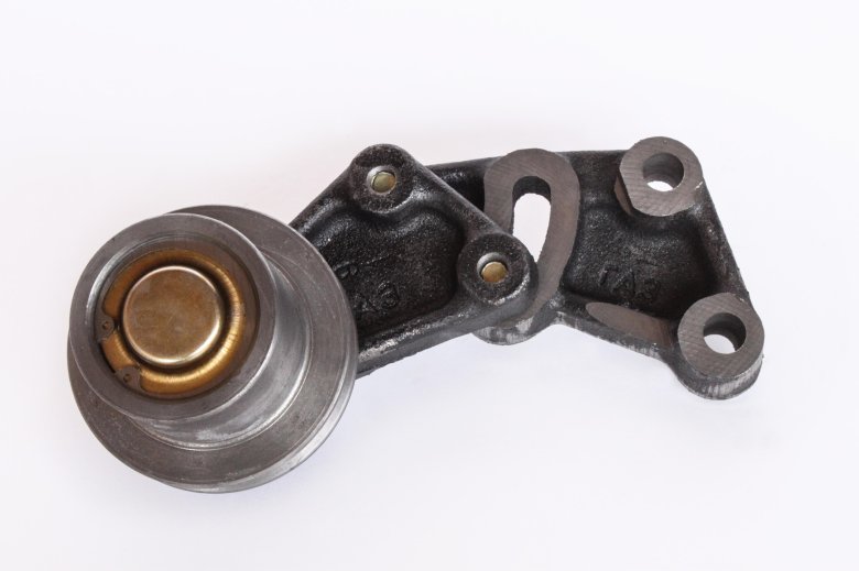 Ролик натяжной водяного насоса ямз 238