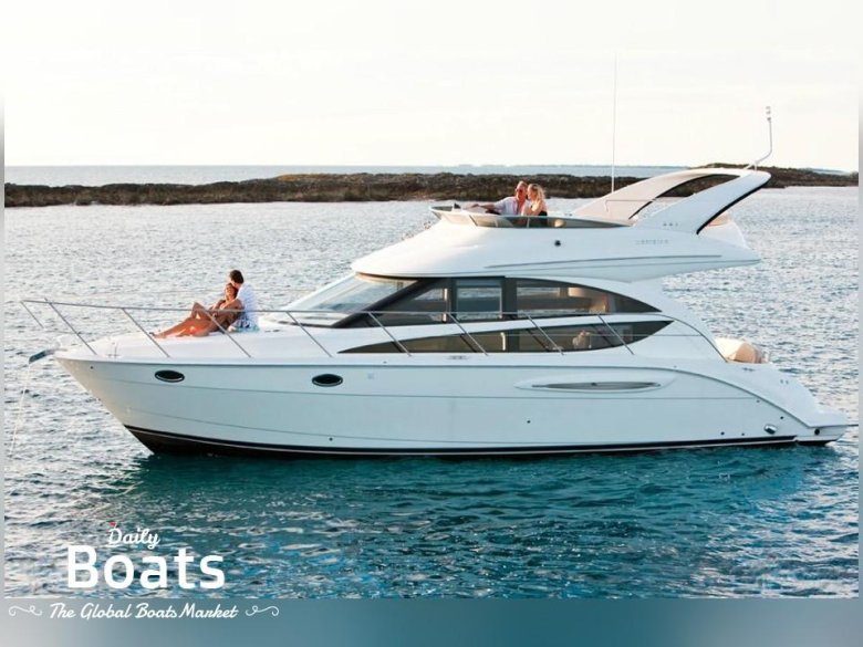 Небольшая яхта