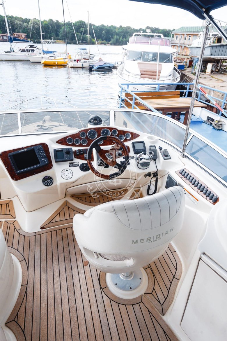 Meridian 40 яхта