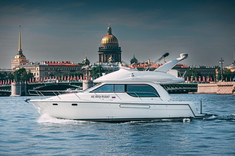 Яхта спб