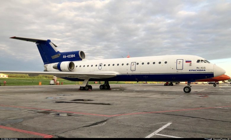 Як-42д ижавиа