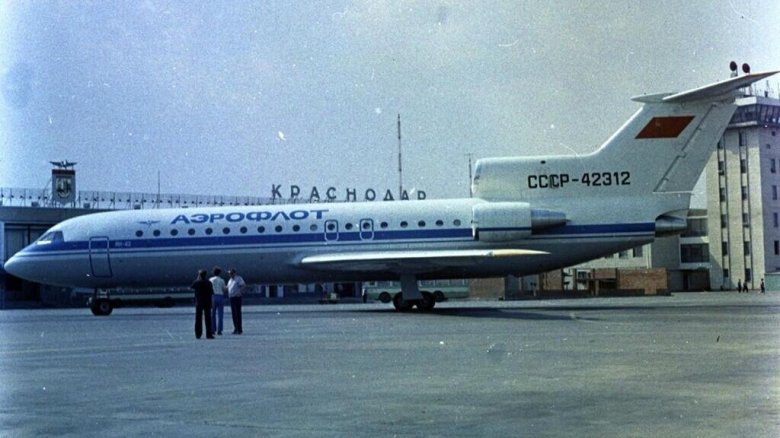 Як-42 пассажирский самолёт аэрофлот