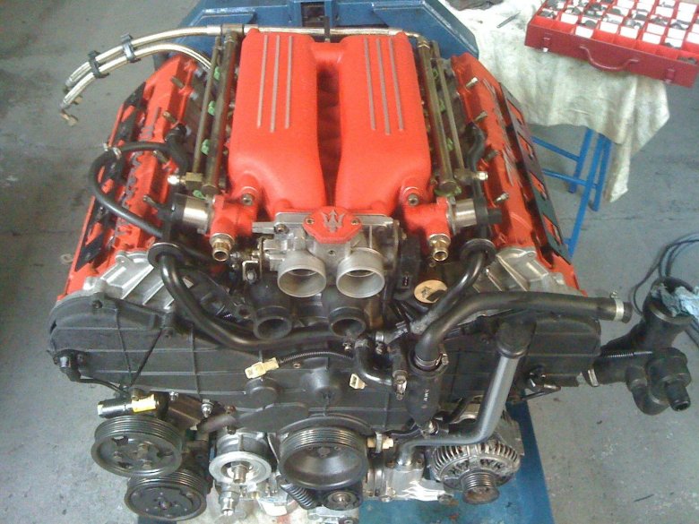 Двигатель v 6