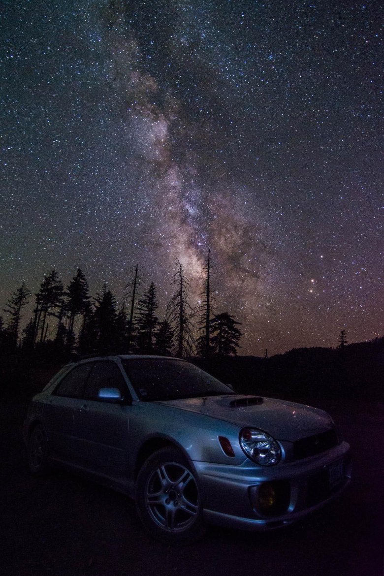 Subaru impreza night