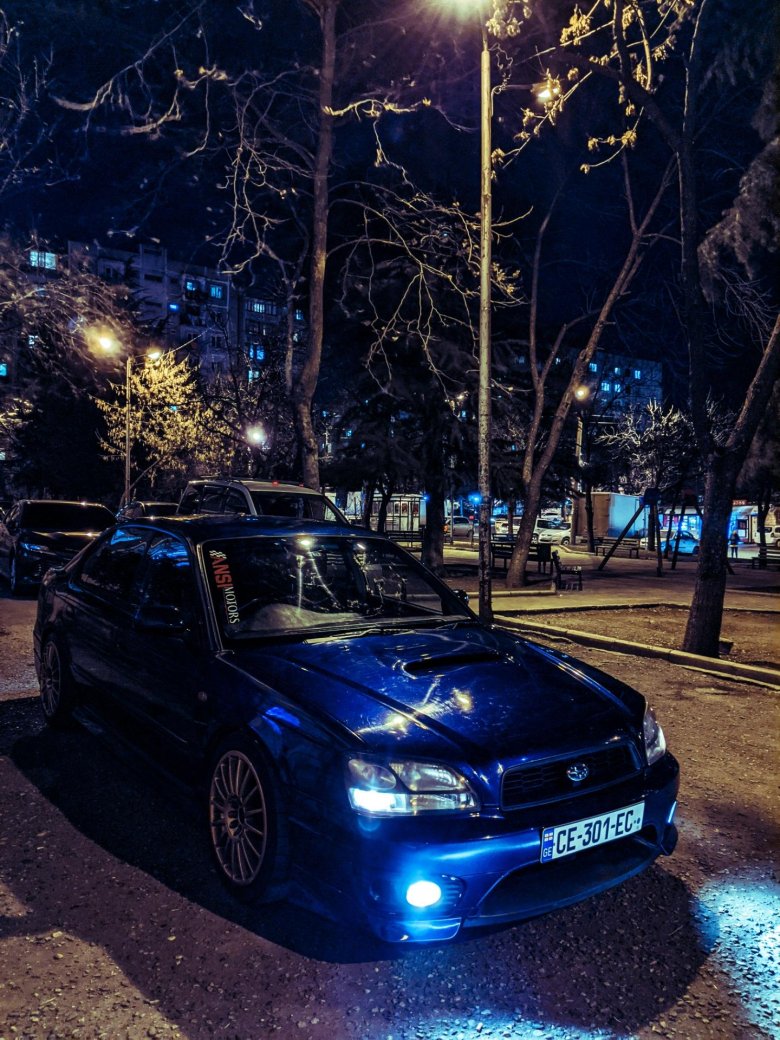 Subaru legacy b4 1999