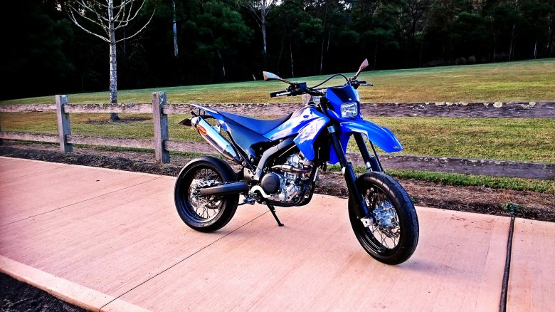 Yamaha wr 250 supermoto