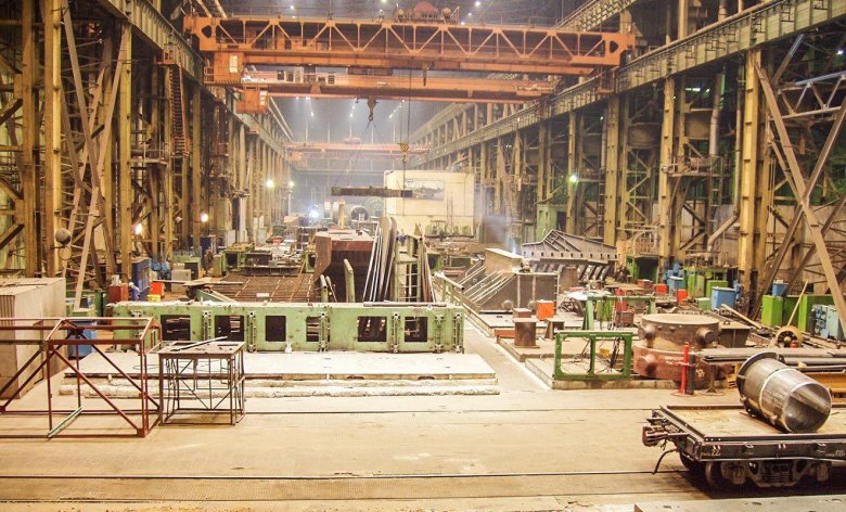 Машиностроительный завод