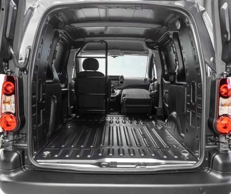 Пежо партнер фургон