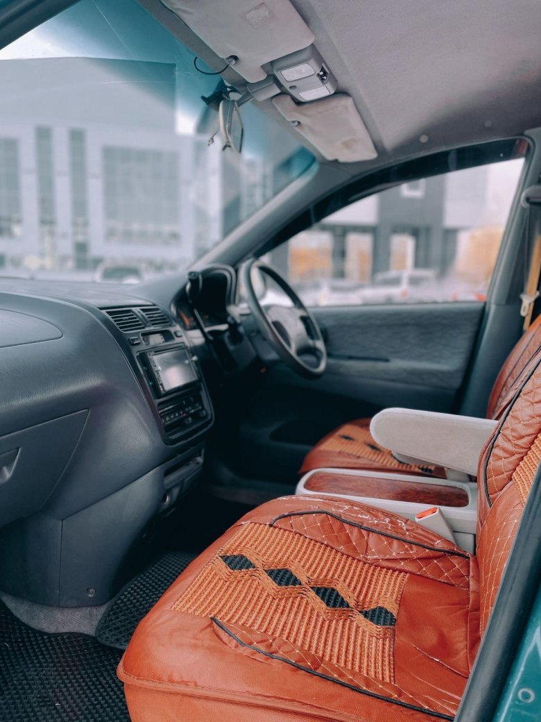 Ниссан эрнесса