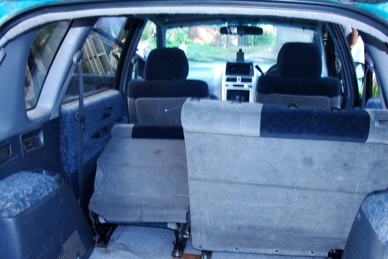 Салон тойота ипсум 10