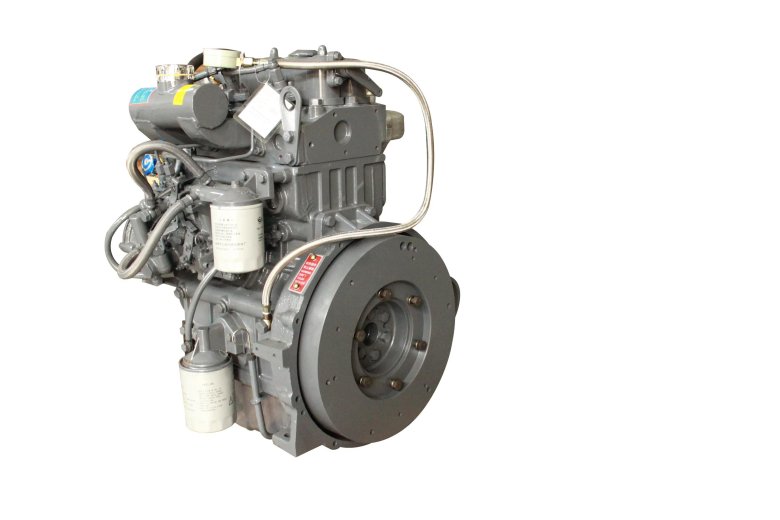 Судовой дизельный двигатель